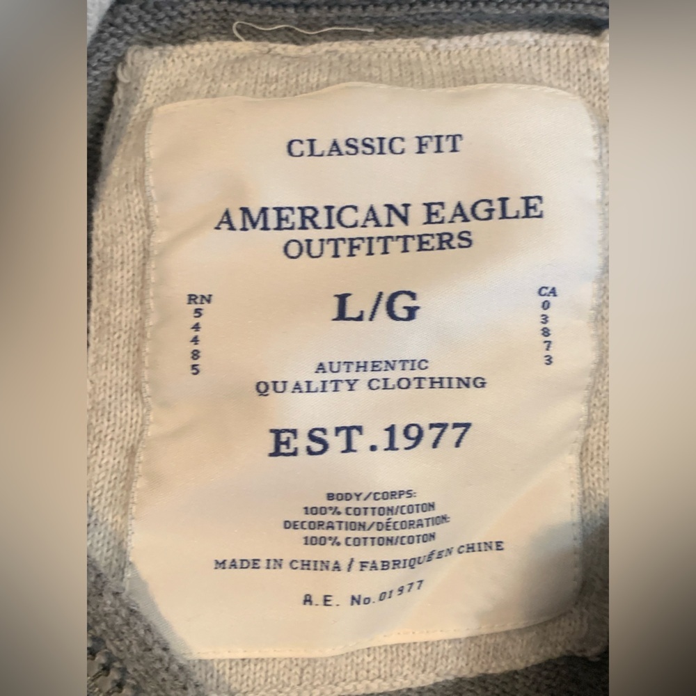American Eagle Classic Fit Men's Grey Sweater Size Large - Picture 7 of 7